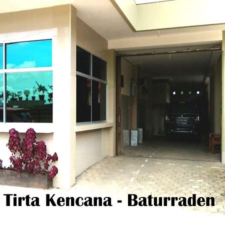 Tirta Kencana バトゥラデン エクステリア 写真