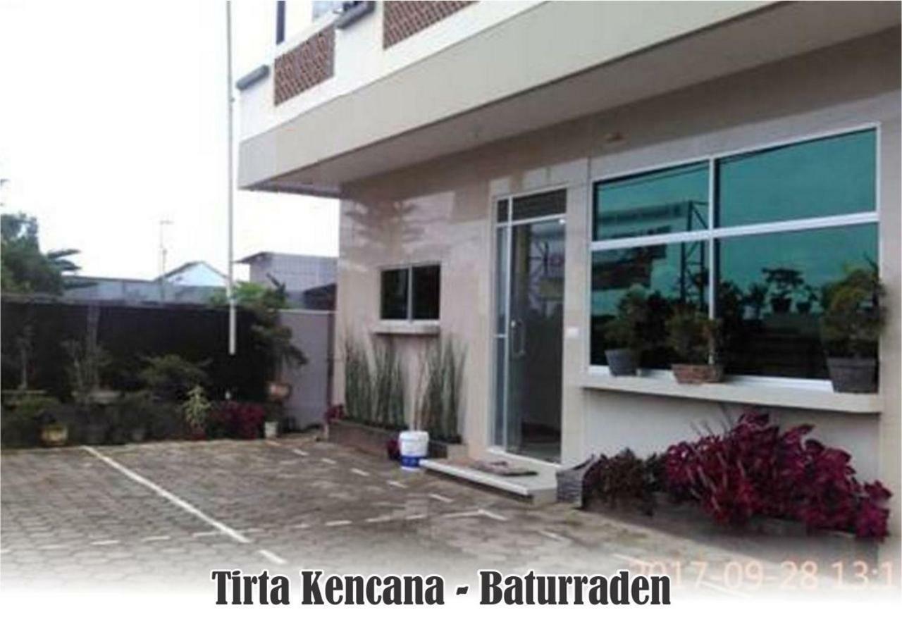 Tirta Kencana バトゥラデン エクステリア 写真